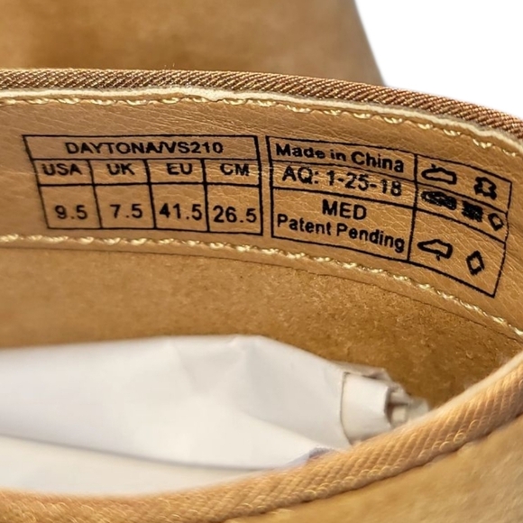 Vionic Perforated  Suede Tan Boot Size 9.5 - Picture 6 of 7